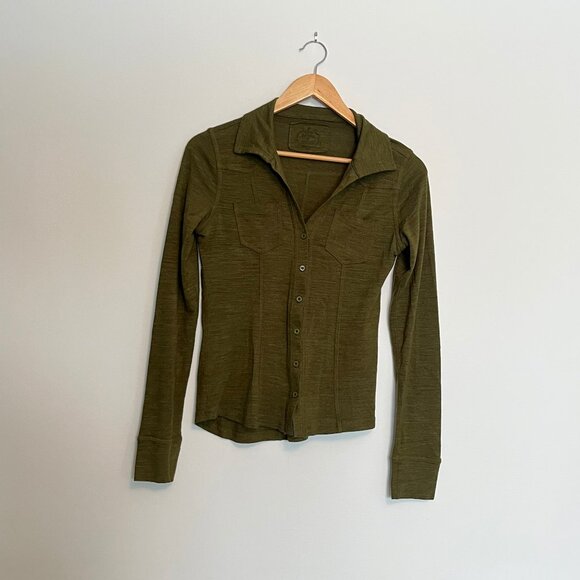 Prana. Button Up Long Sleeve Top. Heathered Green Color. Size Medium. Womens. - Picture 2 of 8